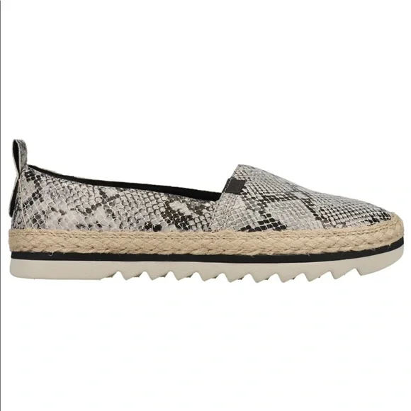 Timberland Women’s Barcelona Bay Snake Slip On Flats - Picture 2 of 5